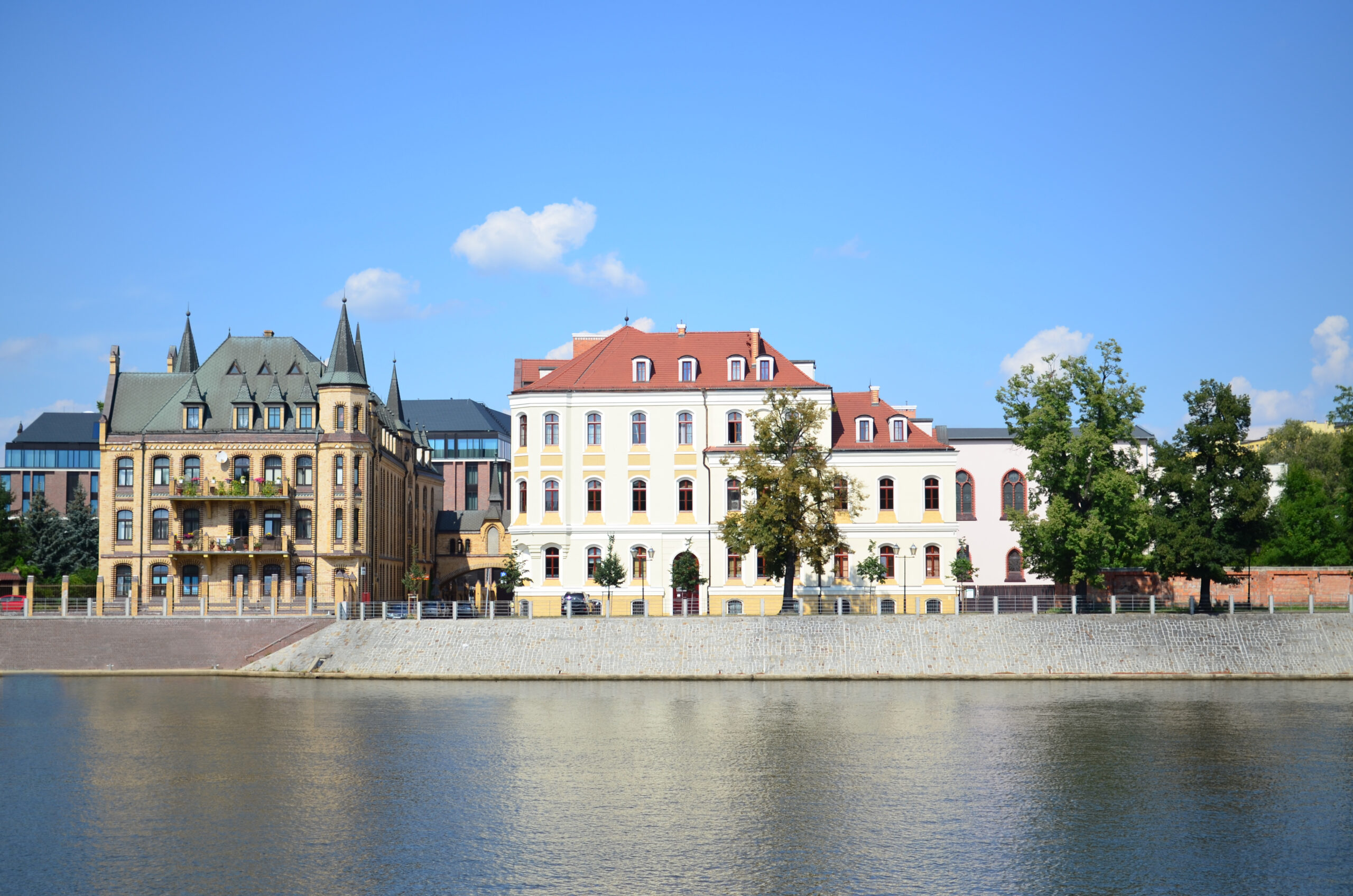 WenderEDU Business Center